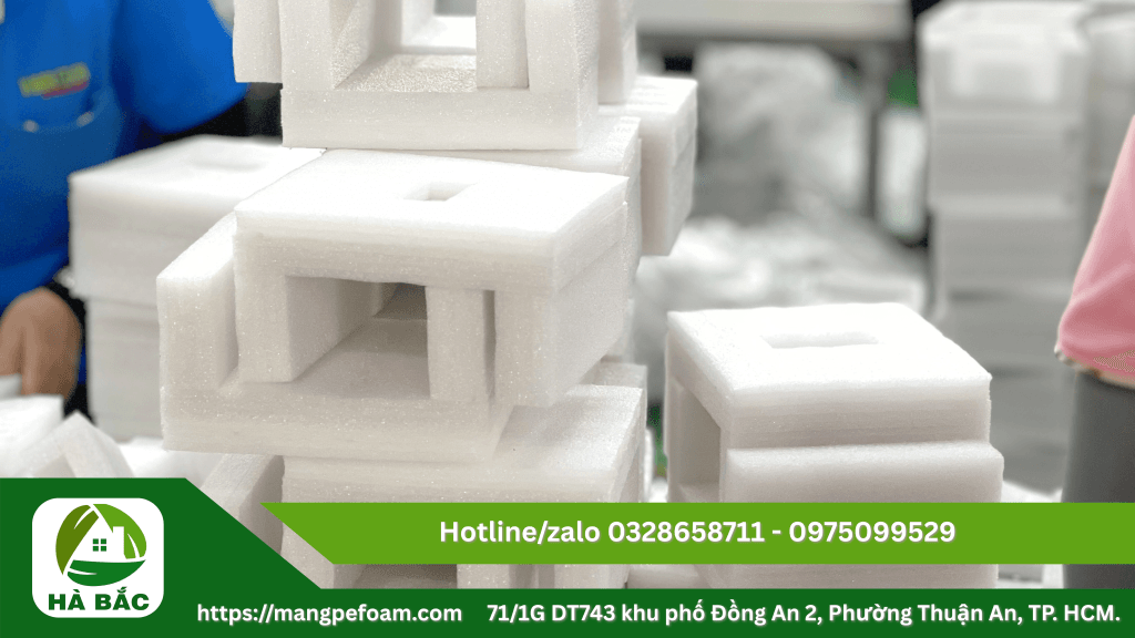 Khay xốp định hình theo yêu cầu lót hộp quà tặng cao cấp cố định chắc chắn