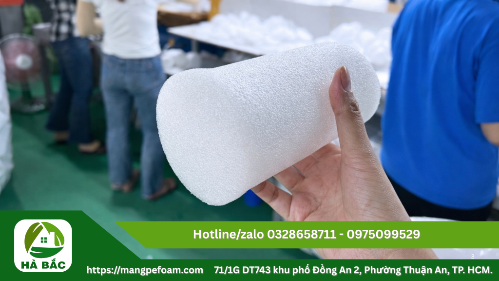 Ống xốp chụp chân