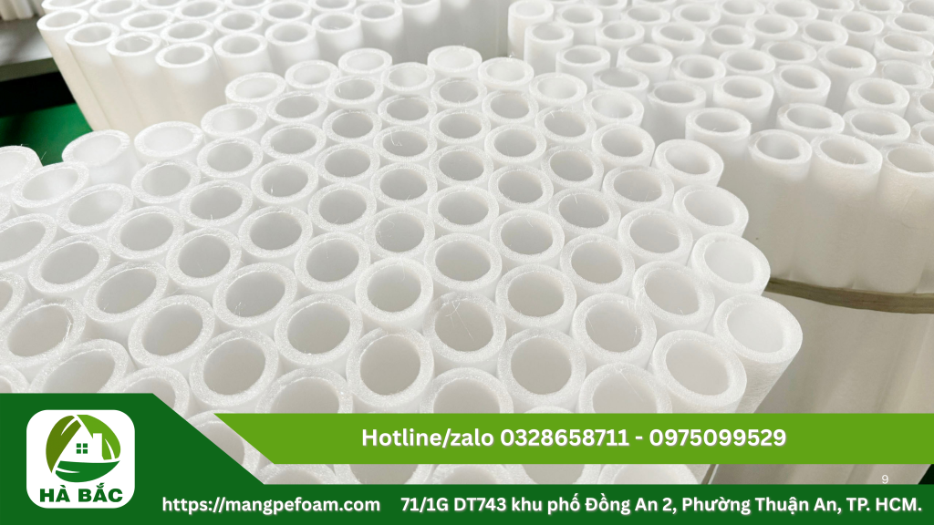 Ống xốp chụp chân